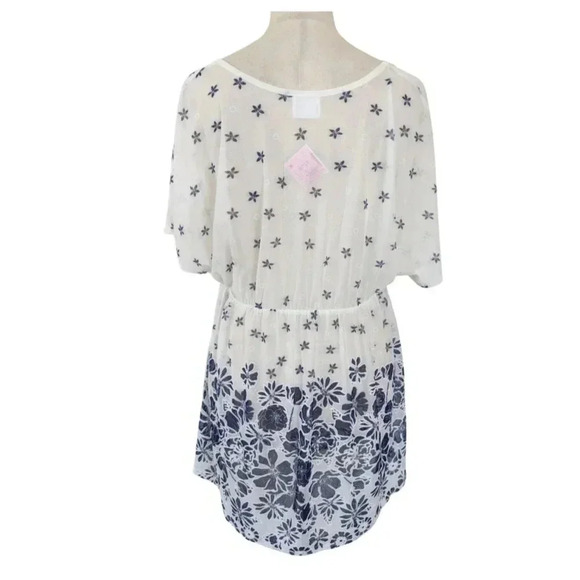 SIREN LILY NWT White Swim Coverup Size 1X - Picture 4 of 9